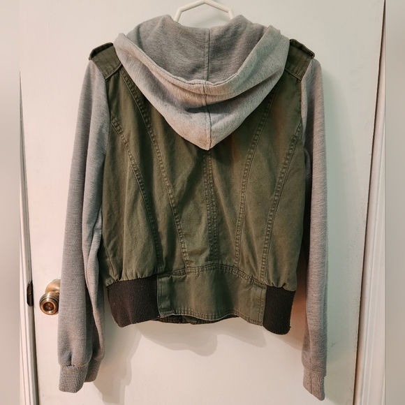 Deb Junior's Khaki jacket - Picture 3 of 3
